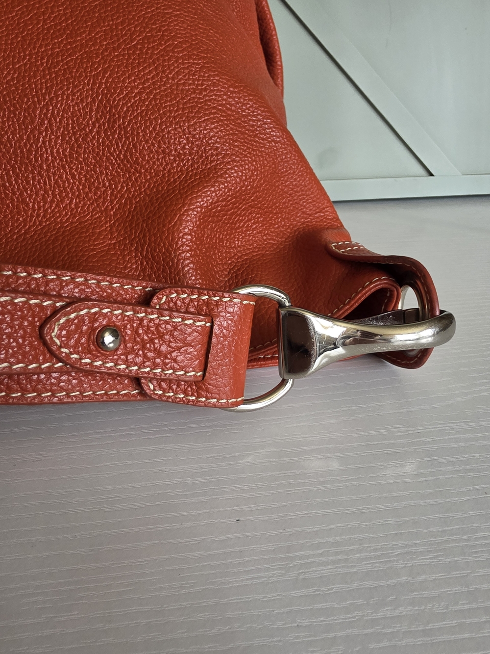 Vera Pelle Pebbled Leather Shoulder Hobo in Burnt Orange - Picture 8 of 13